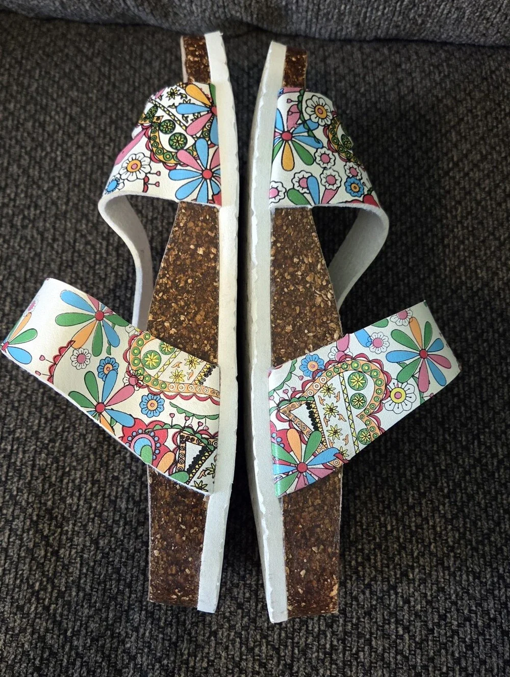 Maibulun Signature T-Strap White Floral Footbed Thong Flip Flop Sandals Size 9